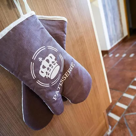 Ferienwohnung, * بوسم